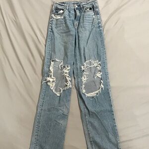 American Eagle Outfitters Light Blue Distressed Boyfriend Jeans